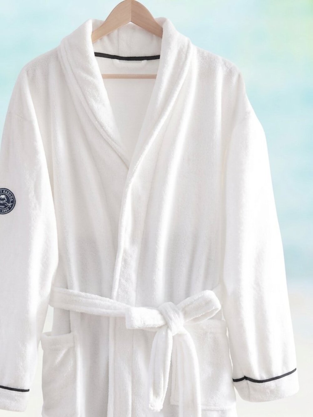 Tommy Bahama White Bathrobe with Black Trim NWT